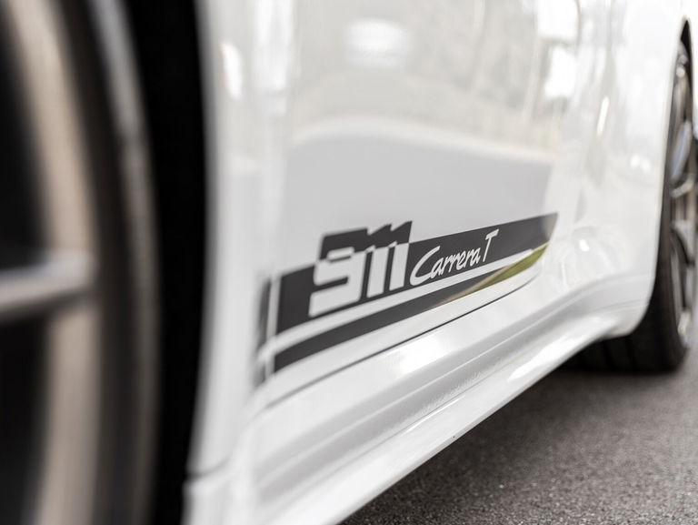 Porsche 992 Carrera T