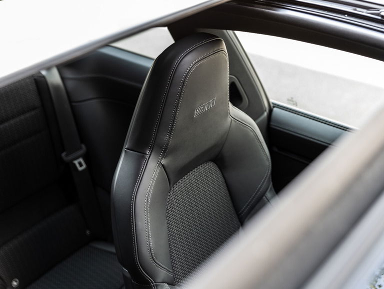 Porsche 992 Carrera T