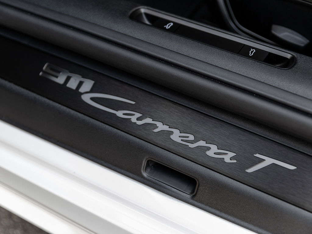 Porsche 992 Carrera T