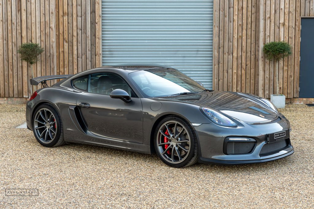 Porsche 981 Cayman GT4