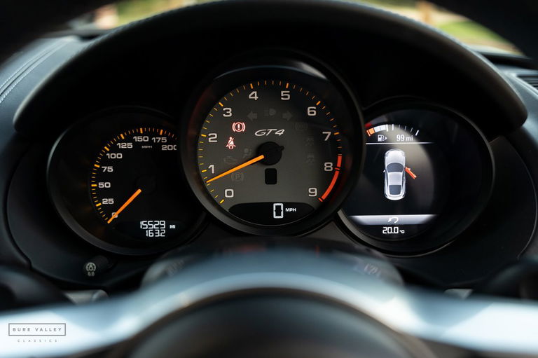 Porsche 981 Cayman GT4