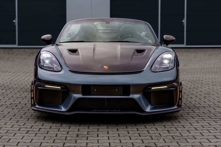 Porsche 718 Spyder RS