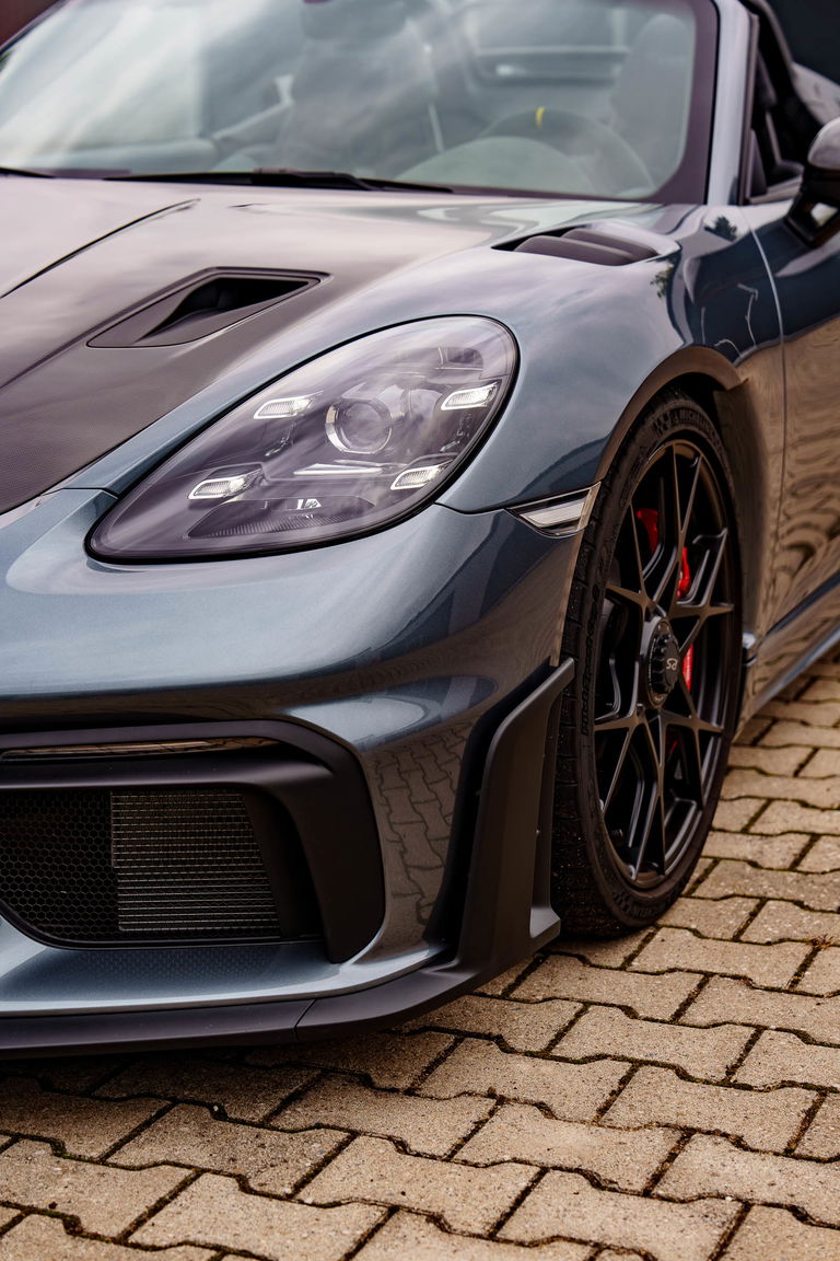 Porsche 718 Spyder RS