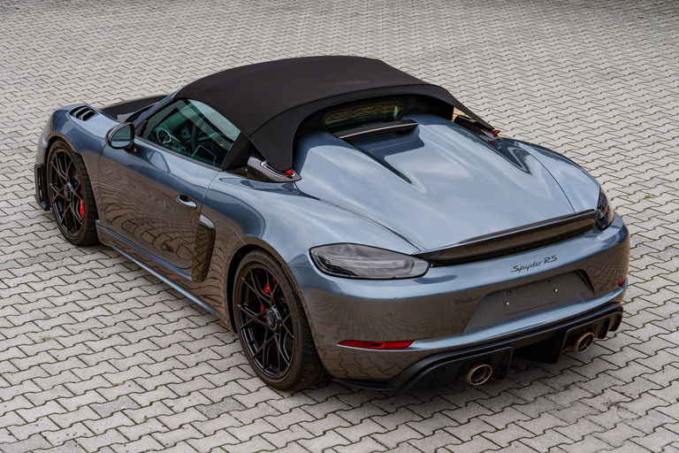 Porsche 718 Spyder RS