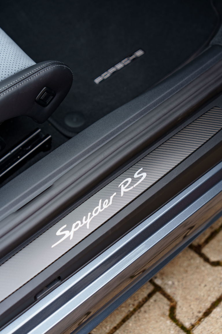 Porsche 718 Spyder RS