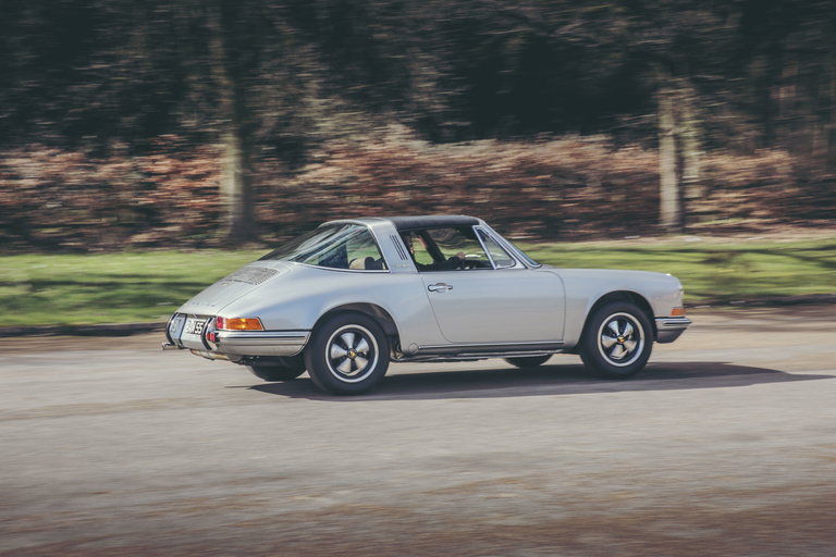 Porsche 911 T