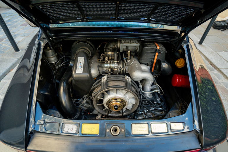Porsche 911 Carrera 3.2