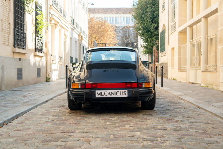 Porsche 911 Carrera 3.2