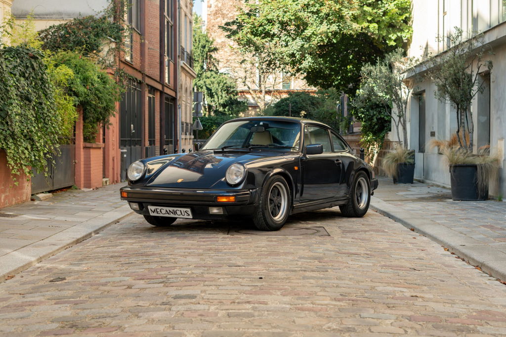 Porsche 911 Carrera 3.2