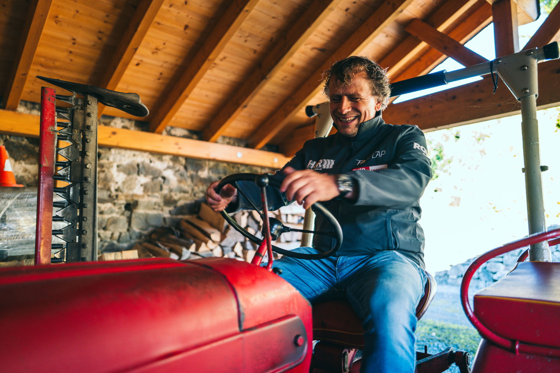Christian Menzel auf Porsche Diesel Junior Traktor