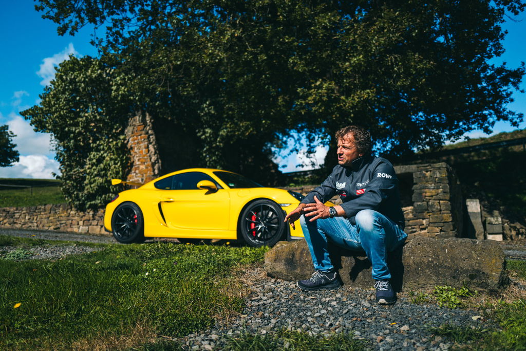 Christian Menzel – Driving a Porsche to slow down