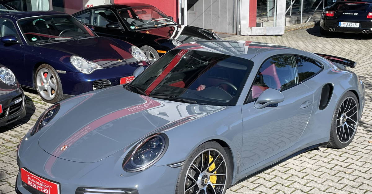 マコ様限定　PORSCHE911 Turbo S/カレラ 4S ２台セット Porsche 911 Turbo S | Porsche Egypt