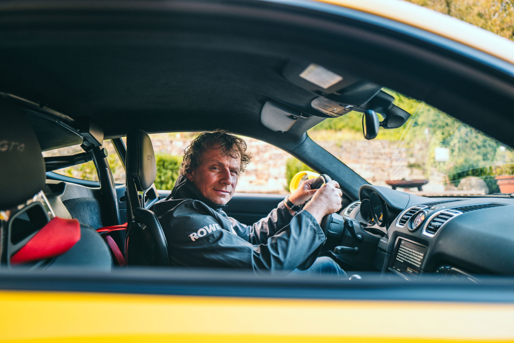 Christian Menzel – Driving a Porsche to slow down