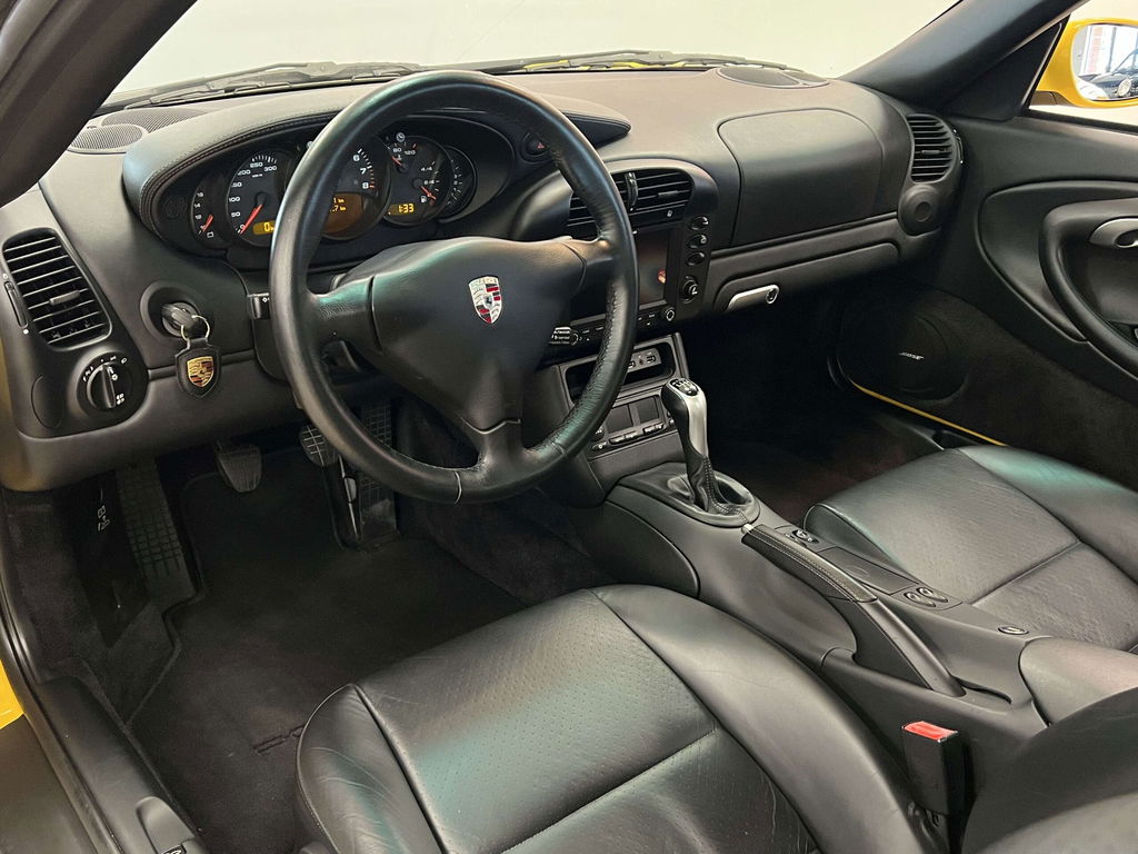 Porsche 996 Carrera 4S