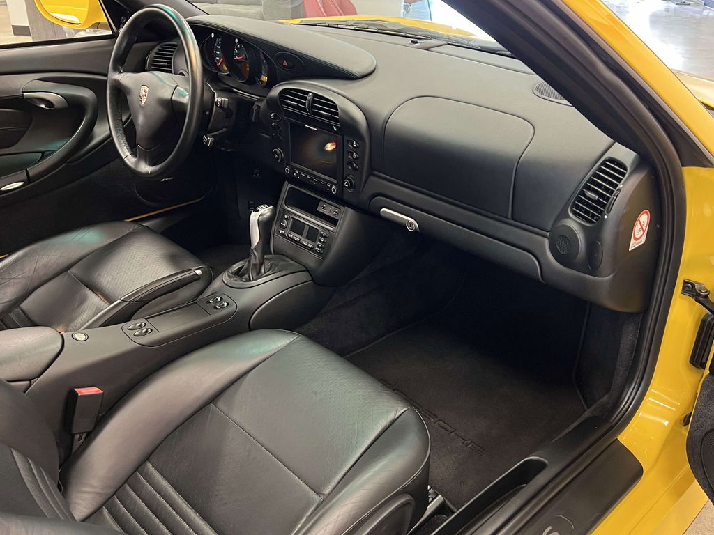Porsche 996 Carrera 4S