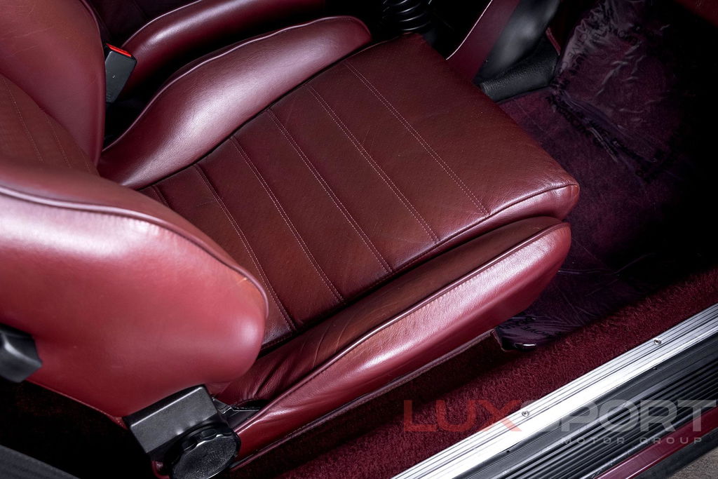 Porsche 911 Carrera 3.2 (US)