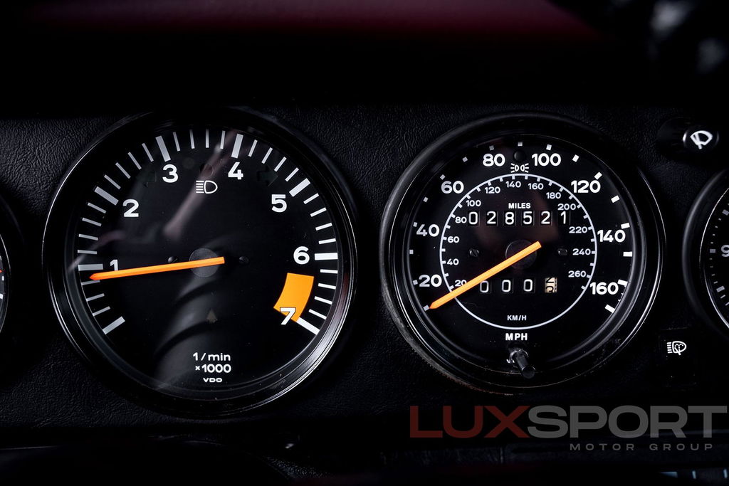 Porsche 911 Carrera 3.2 (US)