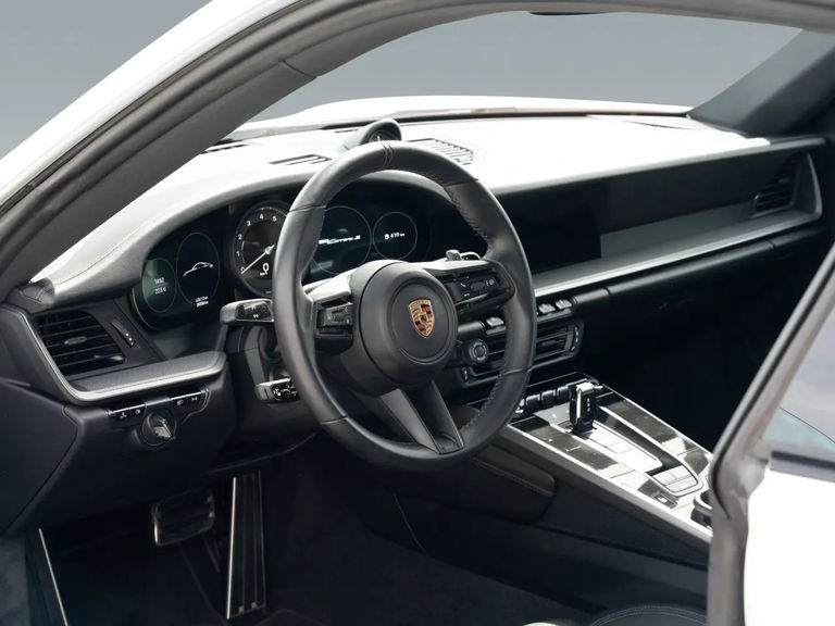 Porsche 992 Carrera S