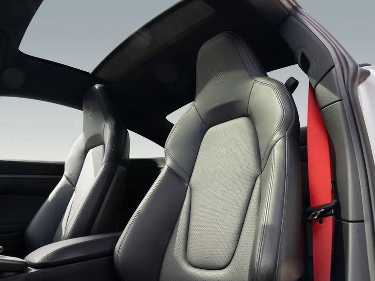 Porsche 992 Carrera S