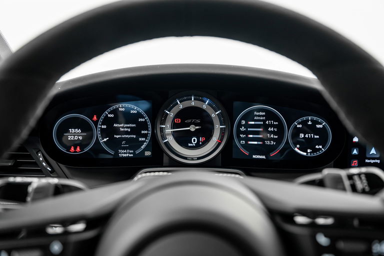 Porsche 992 Carrera GTS