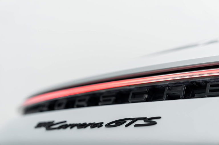 Porsche 992 Carrera GTS