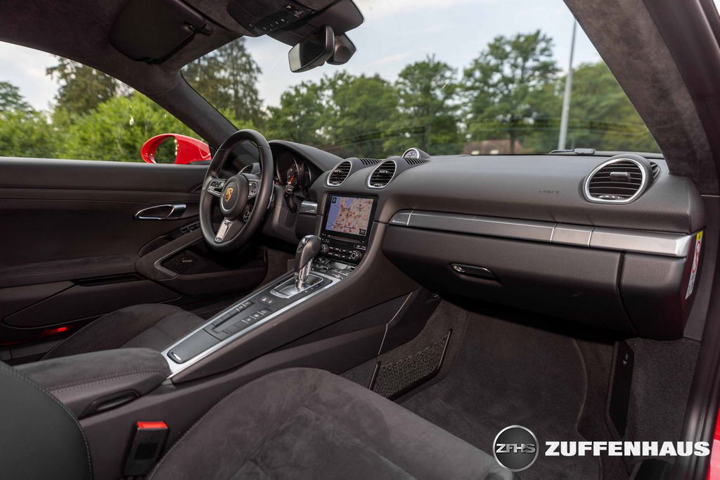 Porsche 718 Cayman GTS