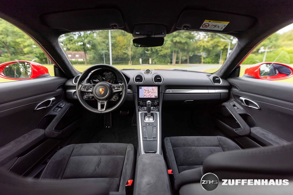 Porsche 718 Cayman GTS