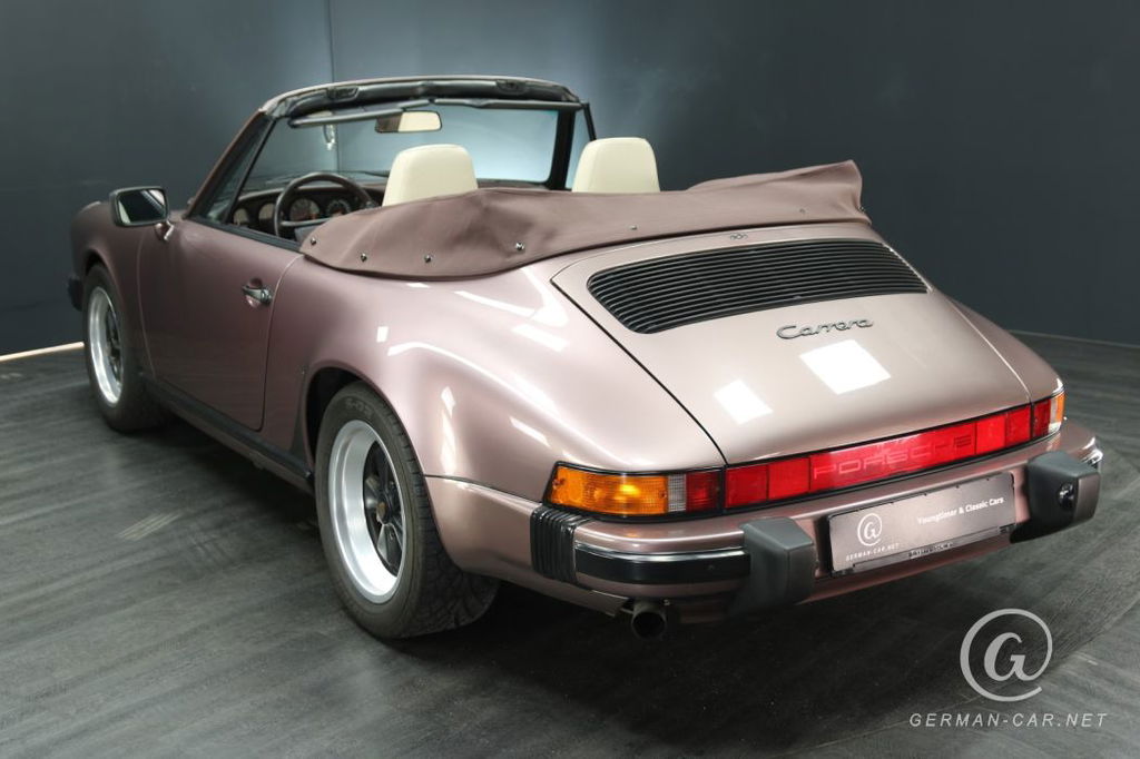 Porsche 911 Carrera 3.2 (US)