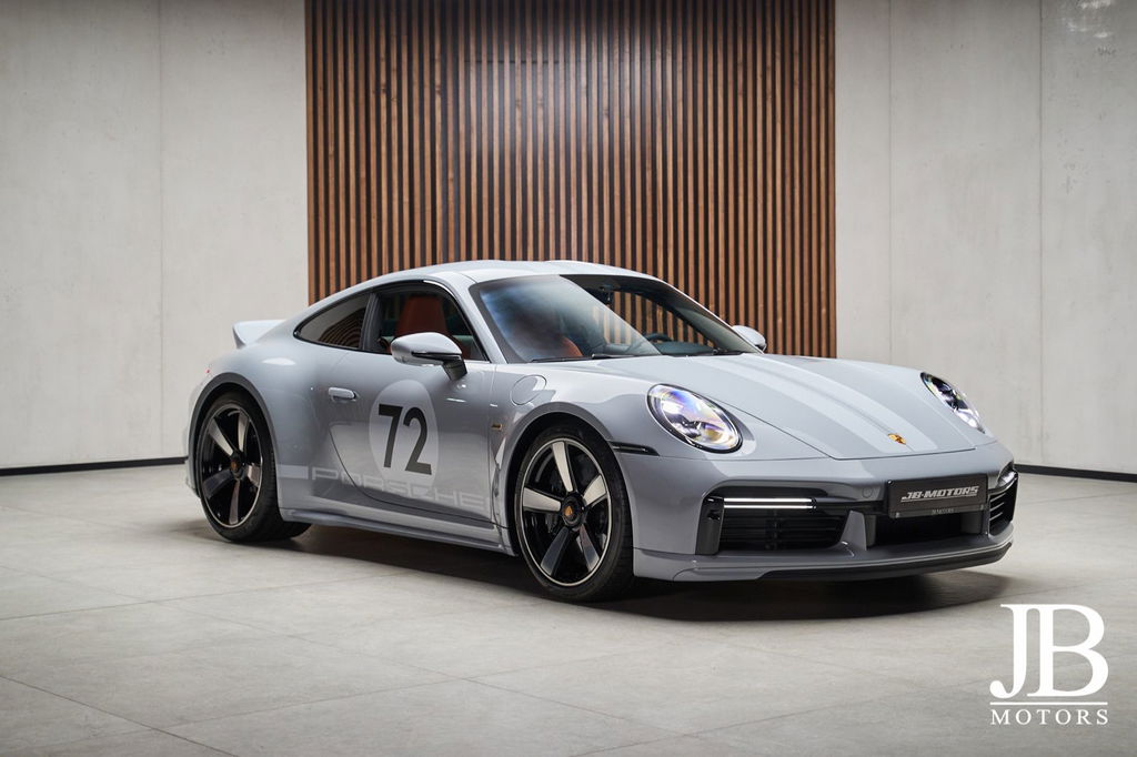 Porsche 992 Sport Classic