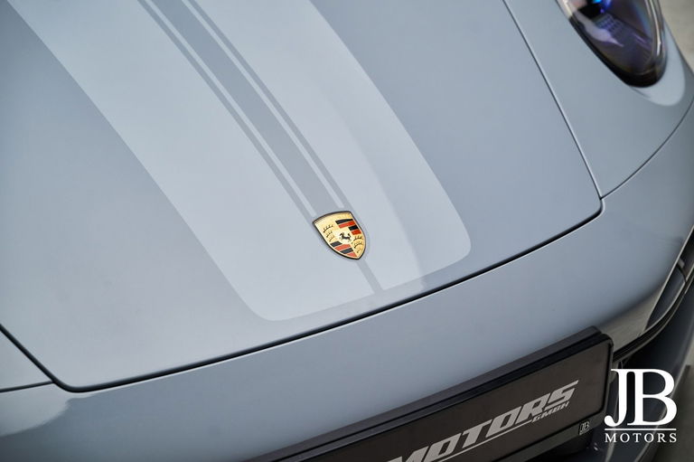 Porsche 992 Sport Classic