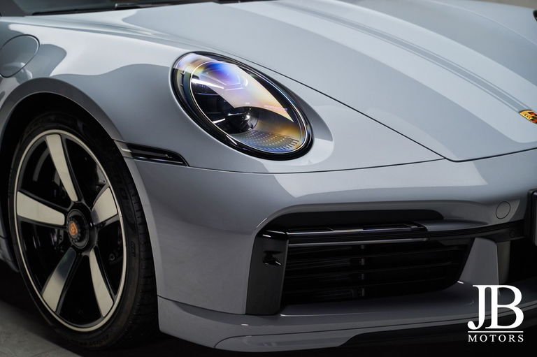Porsche 992 Sport Classic