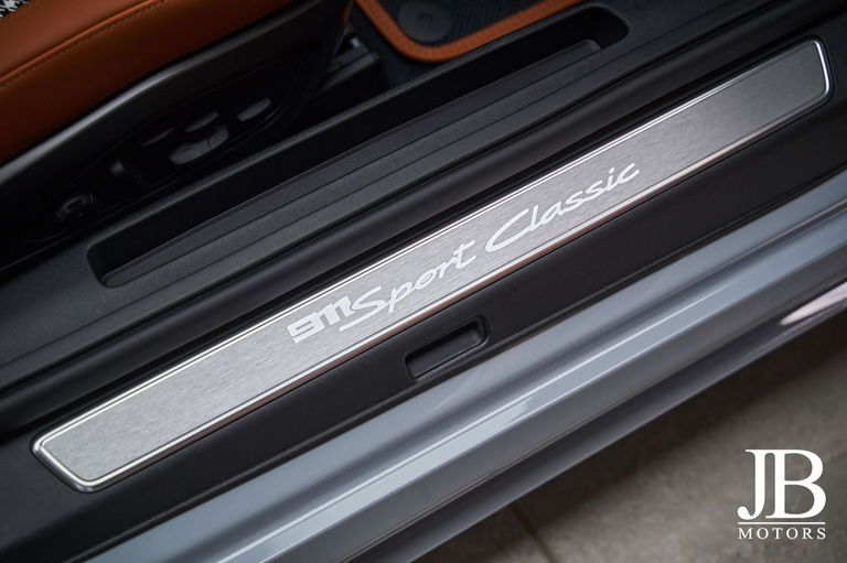 Porsche 992 Sport Classic