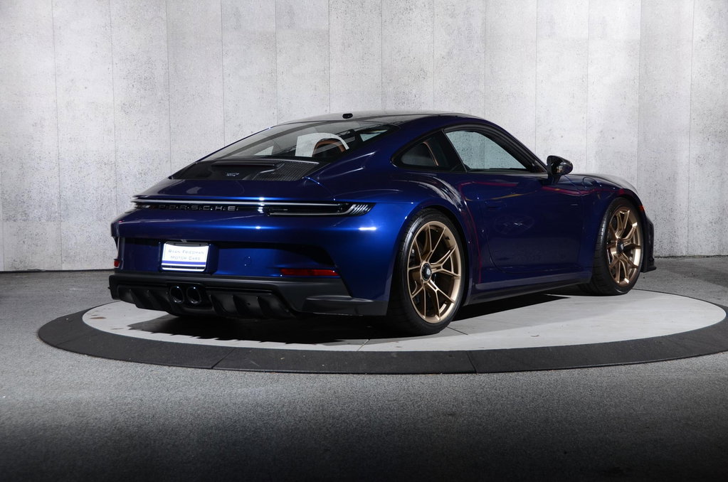 Porsche 992 GT3 Touring