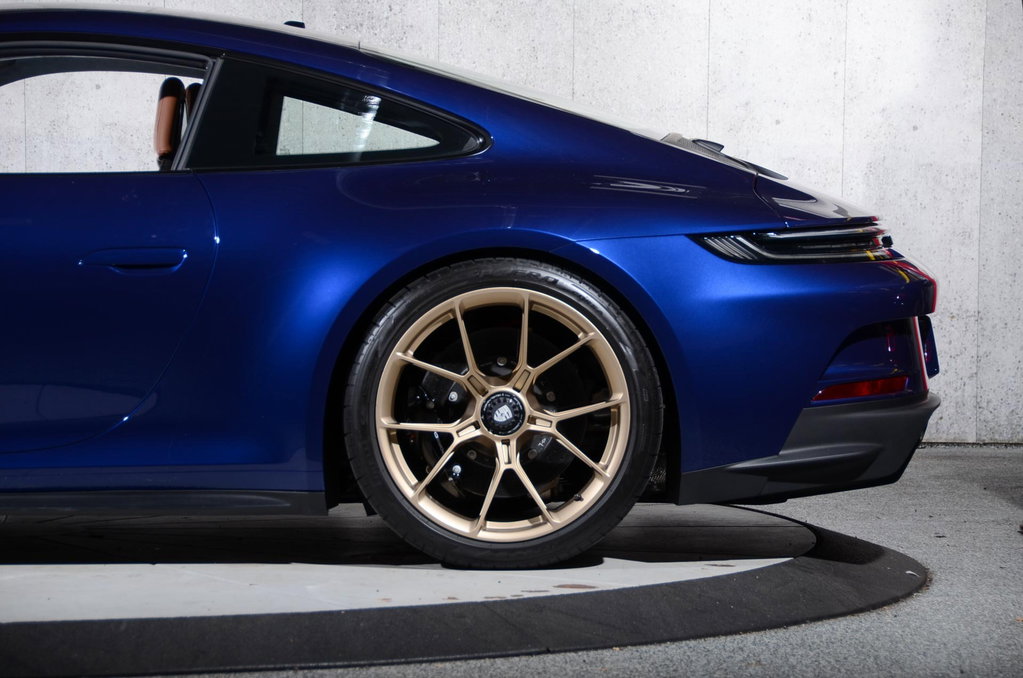 Porsche 992 GT3 Touring