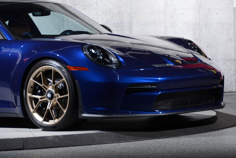 Porsche 992 GT3 Touring
