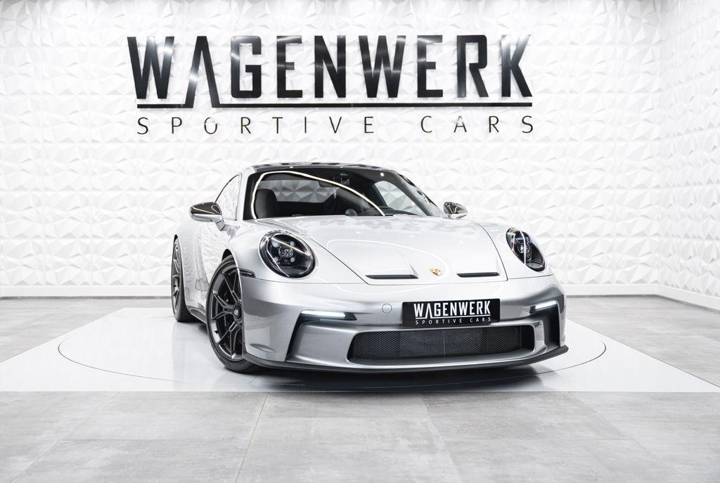 Porsche 992 GT3 Touring