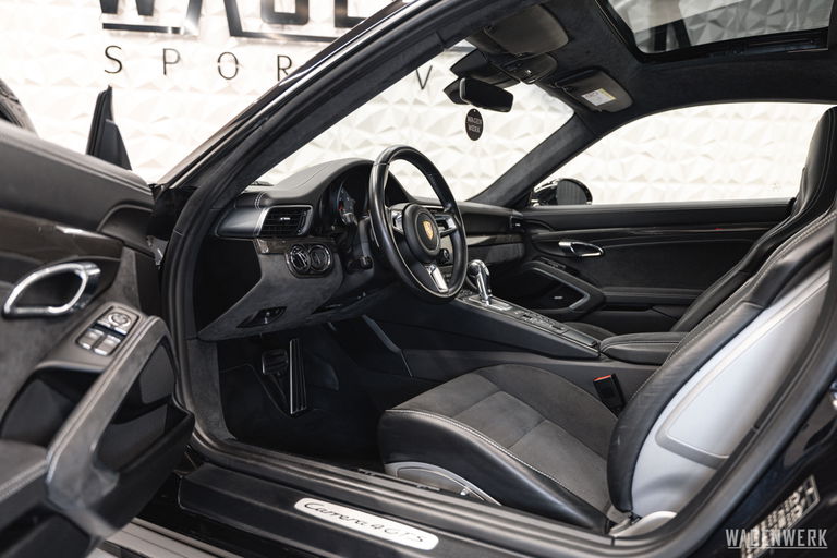 Porsche 991.2 Carrera 4 GTS