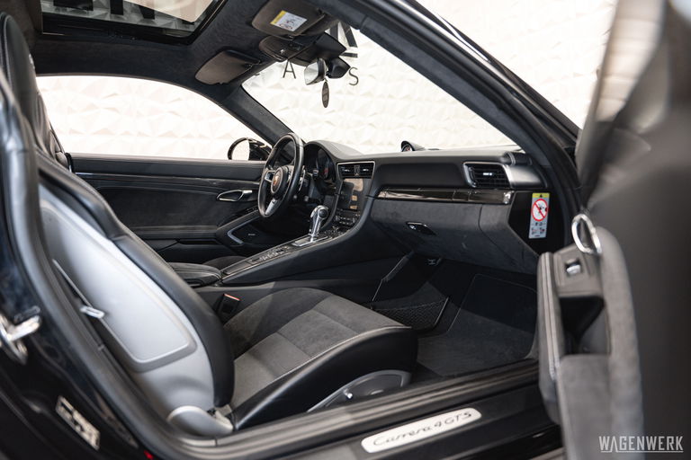 Porsche 991.2 Carrera 4 GTS