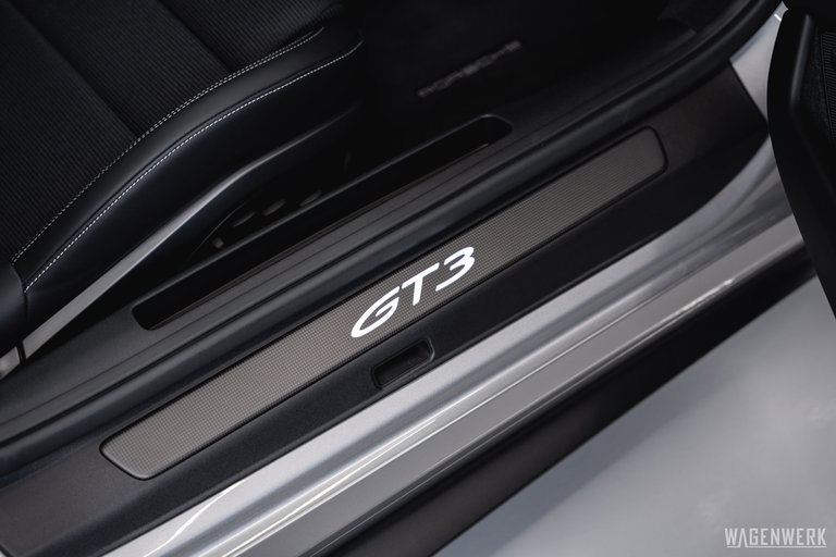 Porsche 992 GT3 Touring