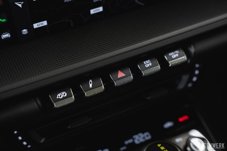 Porsche 992 GT3 Touring