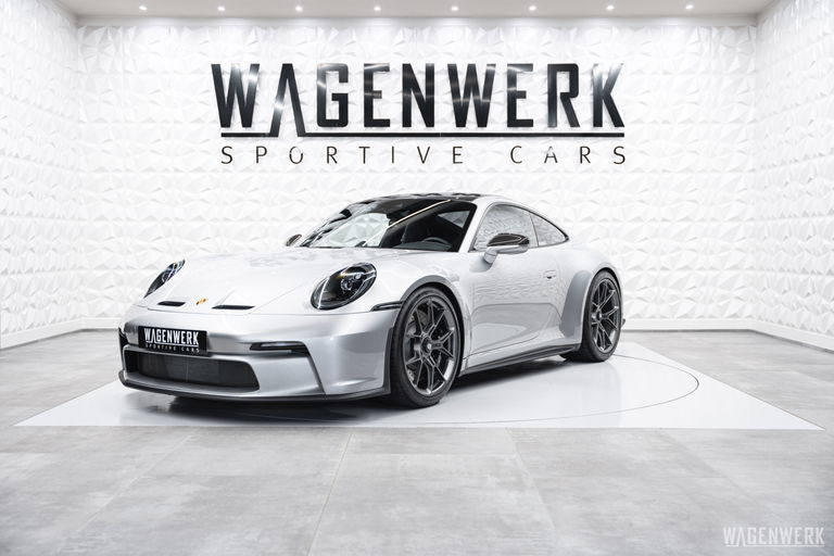 Porsche 992 GT3 Touring