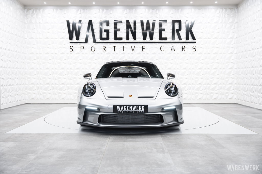 Porsche 992 GT3 Touring