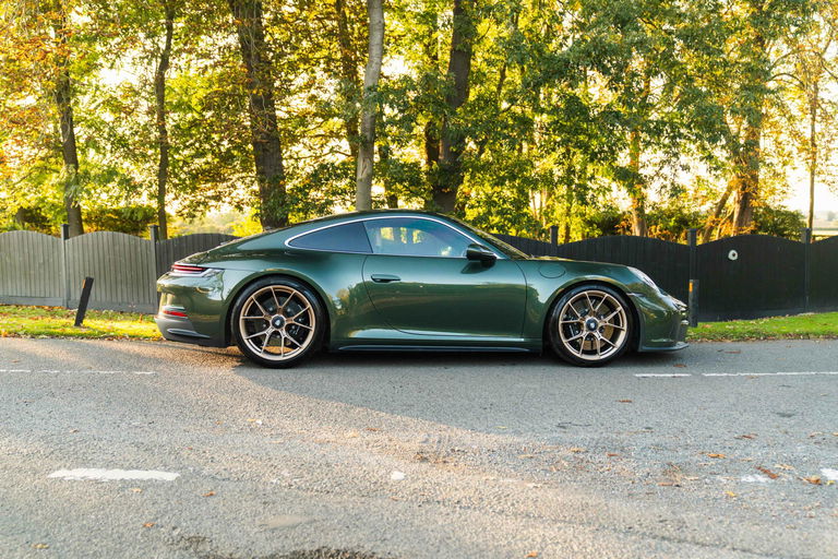 Porsche 992 GT3 Touring
