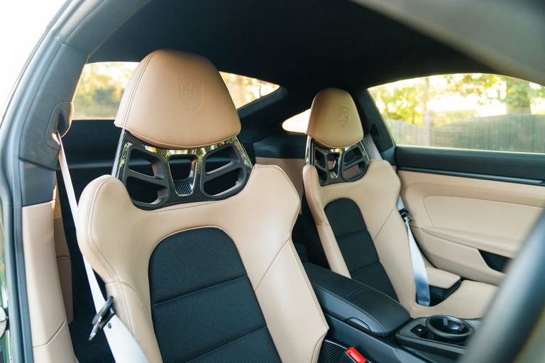 Porsche 992 GT3 Touring