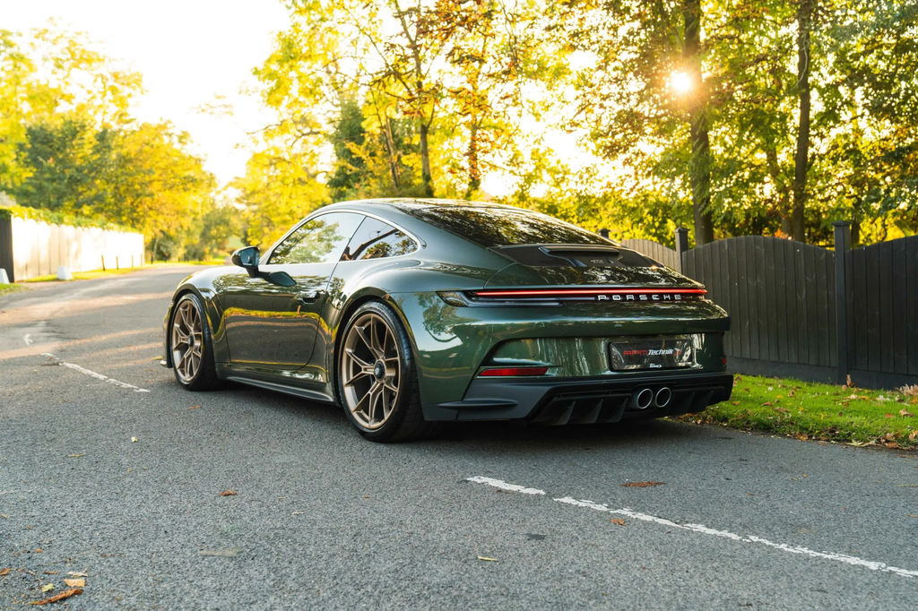 Porsche 992 GT3 Touring