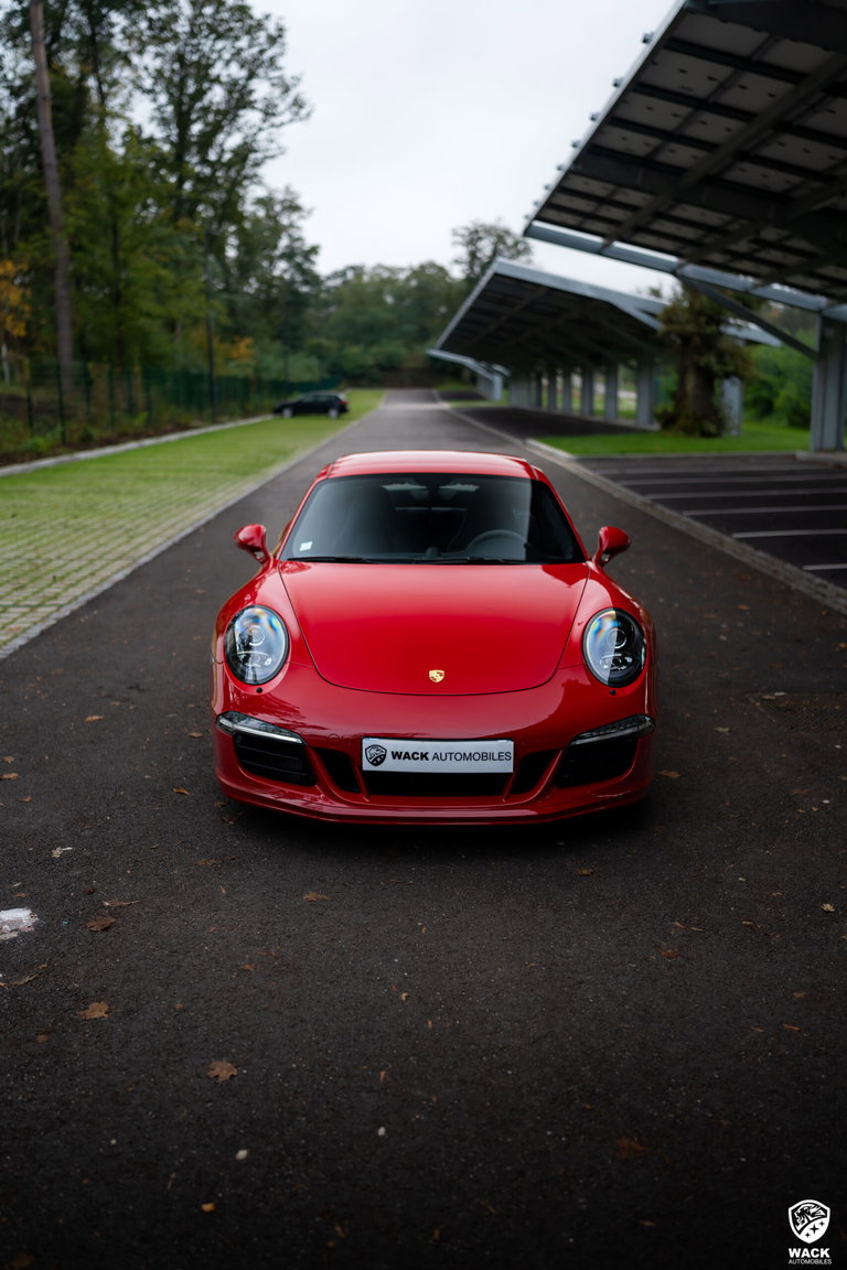 Porsche 991 Carrera GTS