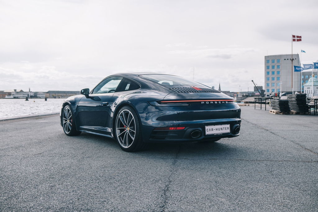 Porsche 992 Carrera 4S