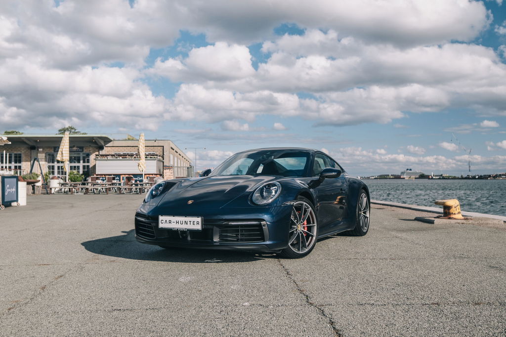 Porsche 992 Carrera 4S