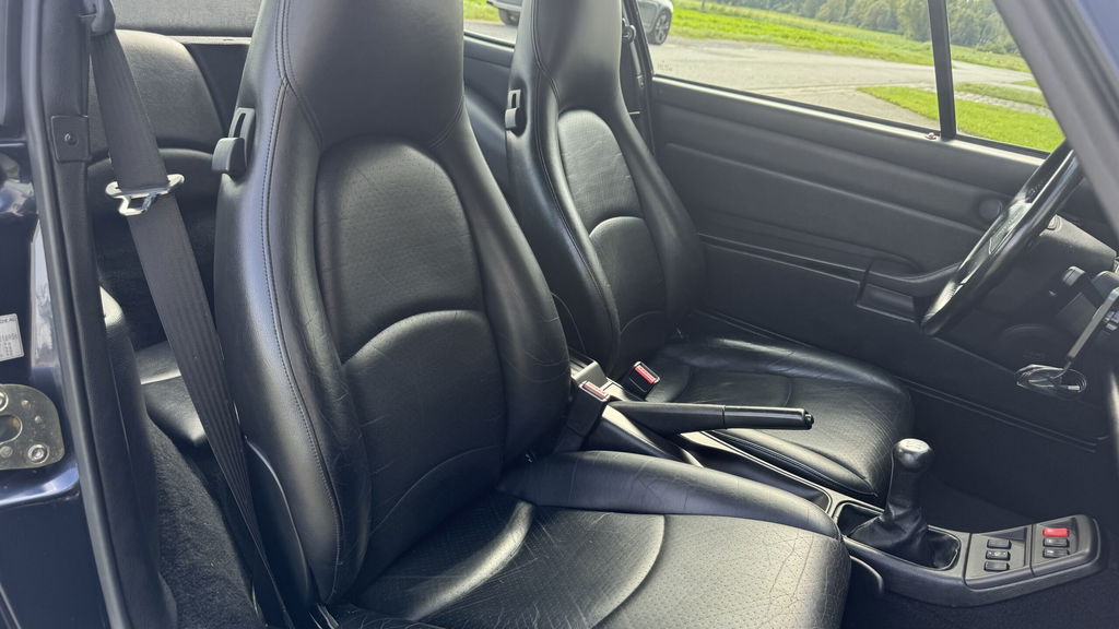 Porsche 993 Carrera 4