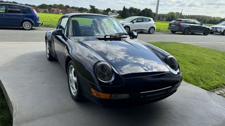Porsche 993 Carrera 4